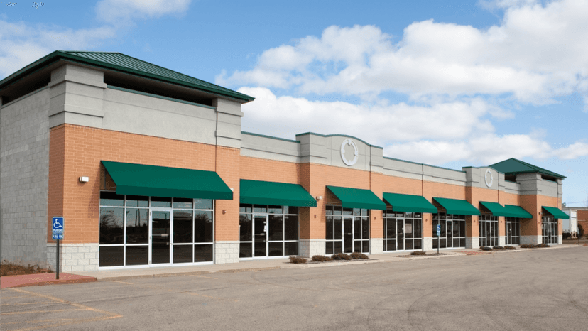 Vacant retail strip mall assessed under Texas commercial property income approach